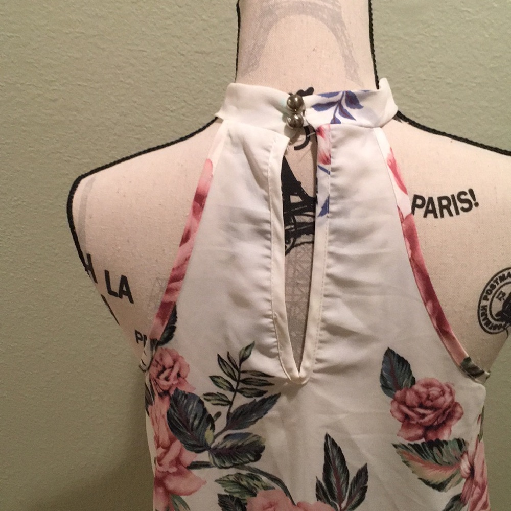 Privy Roses Top - Picture 5 of 7